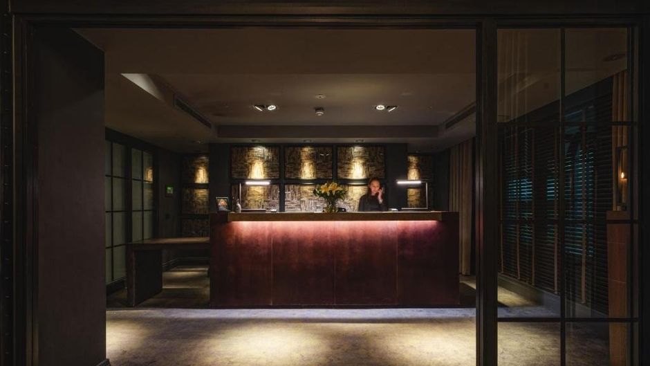 Dakota Glasgow Lobby