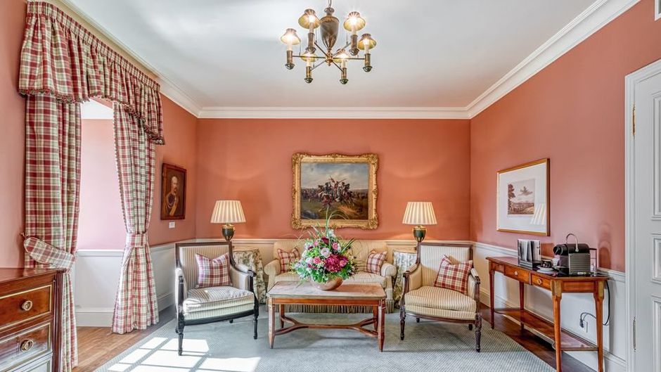 Wald & Schlosshotel Friedrichsruhe Suite