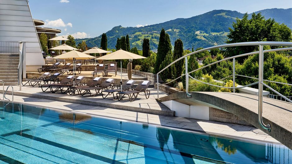 Four Points by Sheraton Panoramahaus Pool