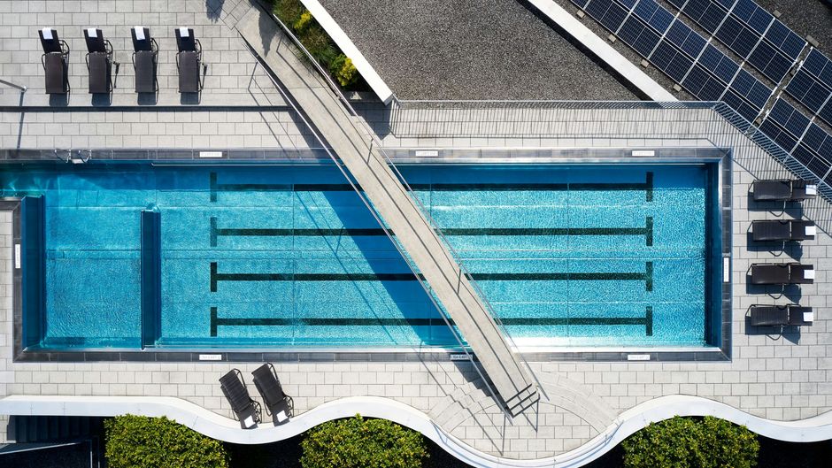 Four Points by Sheraton Panoramahaus Pool