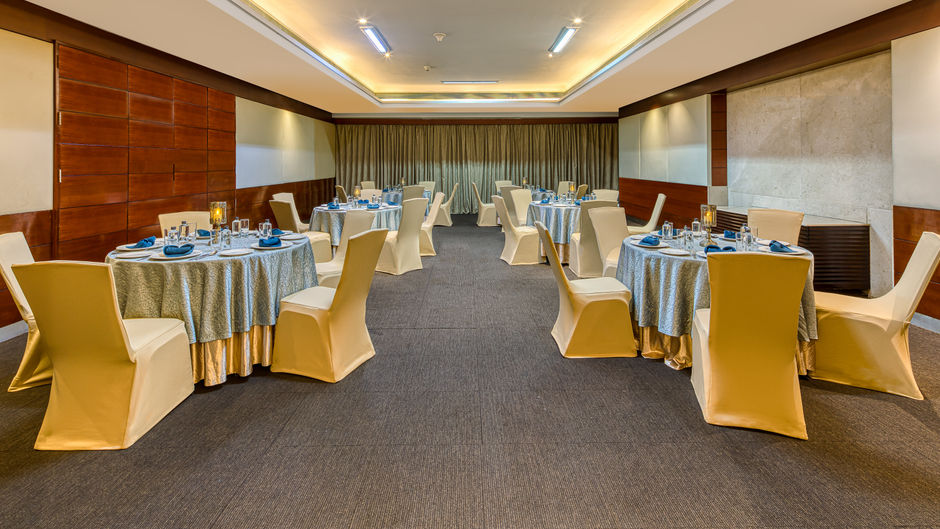 Holiday Inn Cochin Ballroom