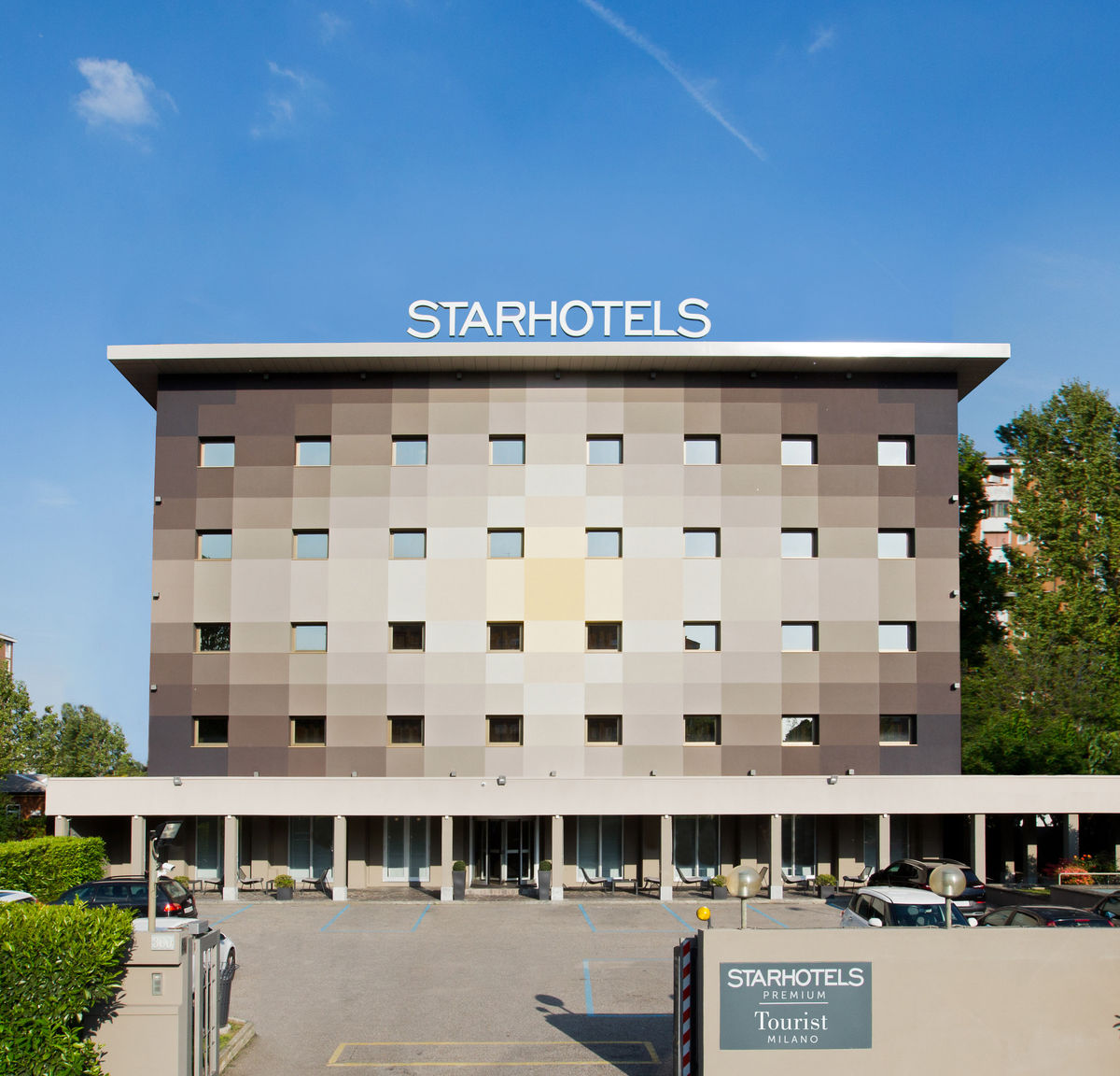 Starhotels Tourist- First Class Milan, Italy Hotels- GDS Reservation Codes:  Travel Weekly, image size:1200x1152