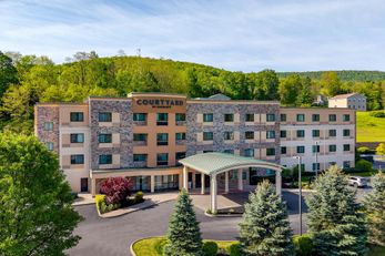 Courtyard Oneonta