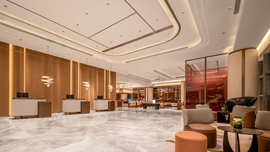 Hilton Garden Inn Kunming Railway Station South Lobby