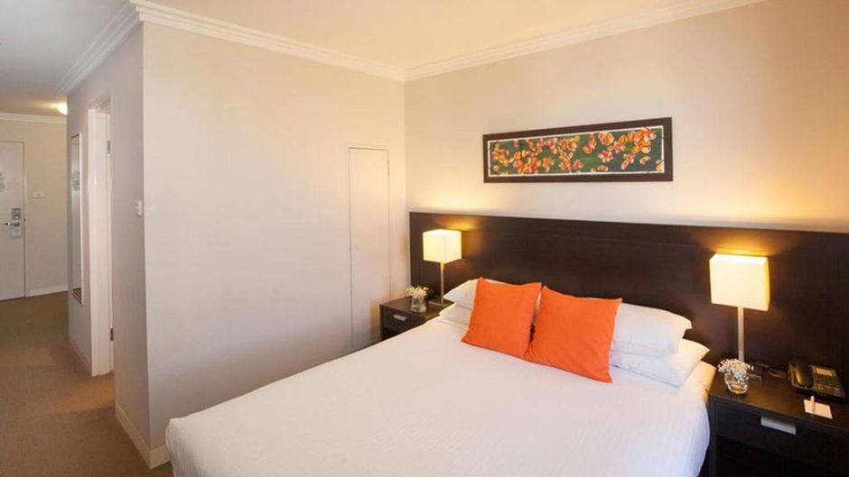 Wine Country Motor Inn Room