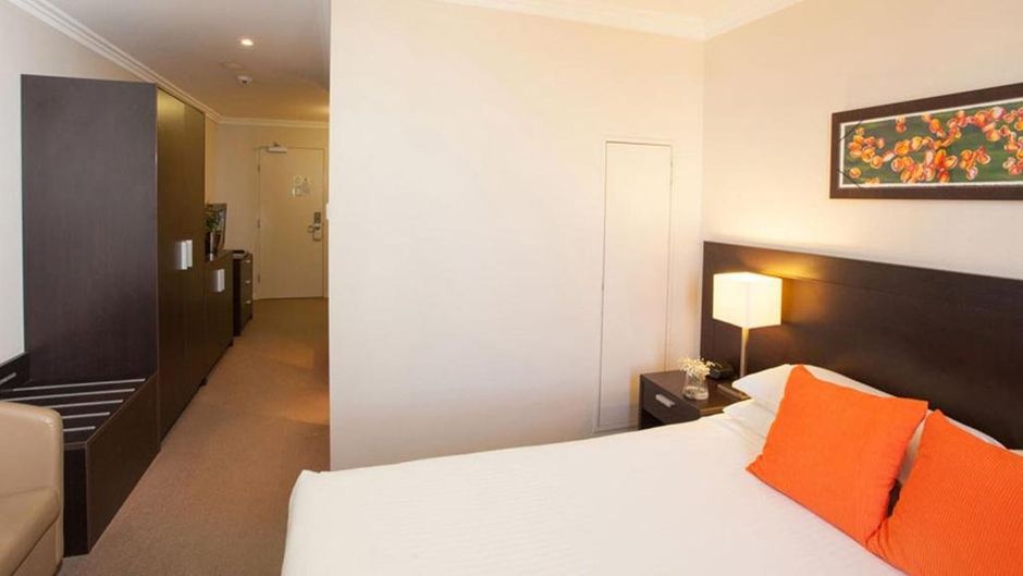 Wine Country Motor Inn Room