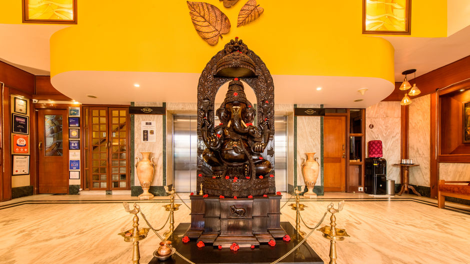 Hotel Bangalore Gate Lobby