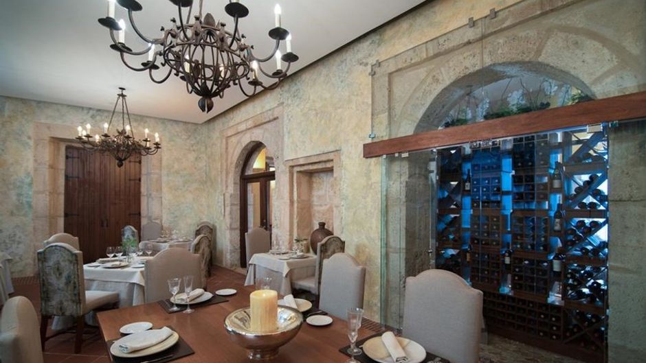Hodelpa Nicolas de Ovando Restaurant