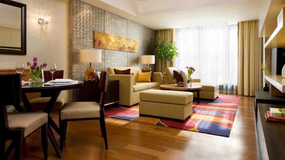 Marriott Exec Apts The Sandalwood Room
