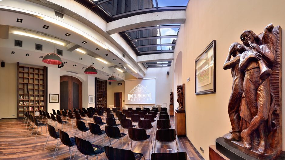 Wroclaw Monopol Hotel Meeting