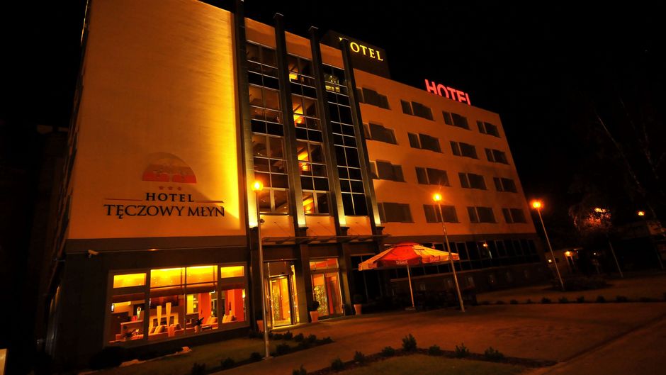 Teczowy Mlyn Hotel Exterior