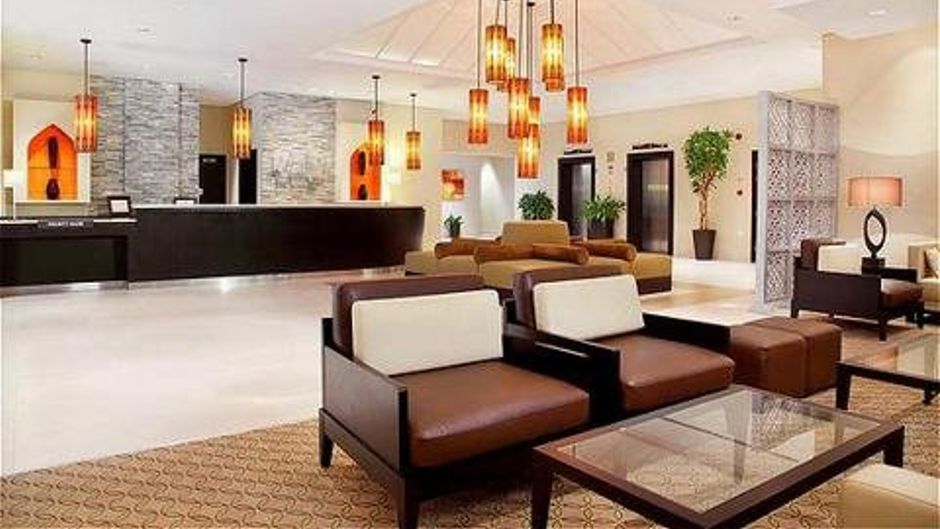 Holiday Inn Express Dubai, Safa Park Lobby