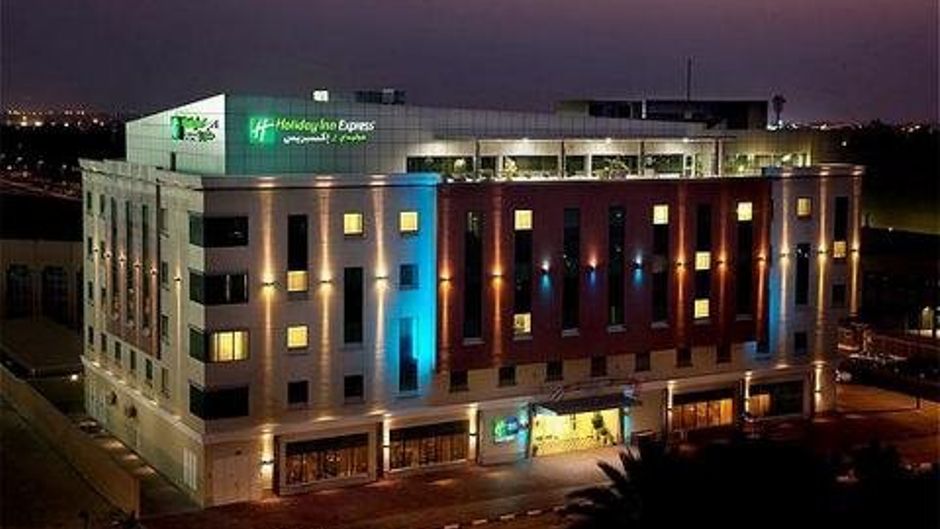 Holiday Inn Express Dubai, Safa Park Exterior