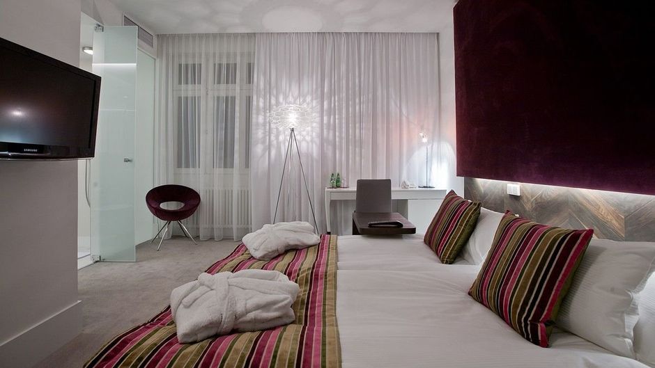 Platinum Palace Residence Room