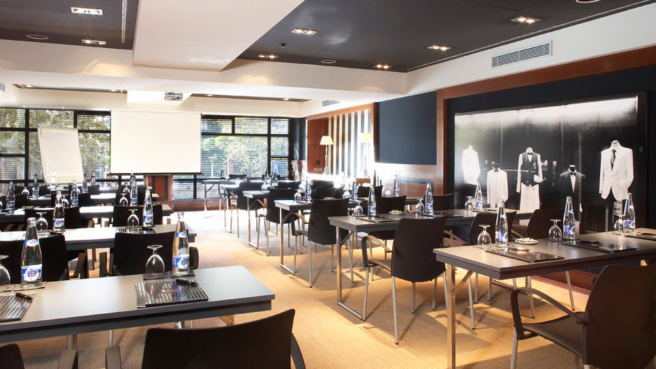U232 Hotel Meeting