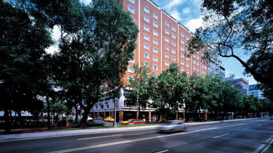 Hotel Royal Nikko Taipei Exterior