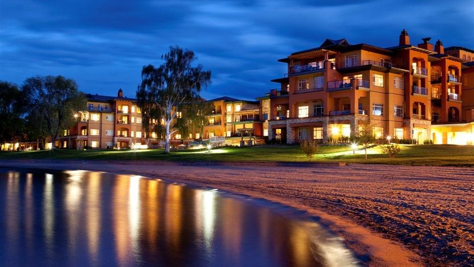 Watermark Beach Resort Exterior