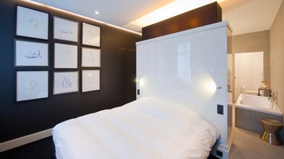 Les Nuits Hotel Pool