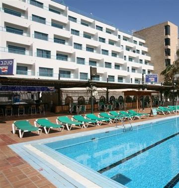 Nova Hotel