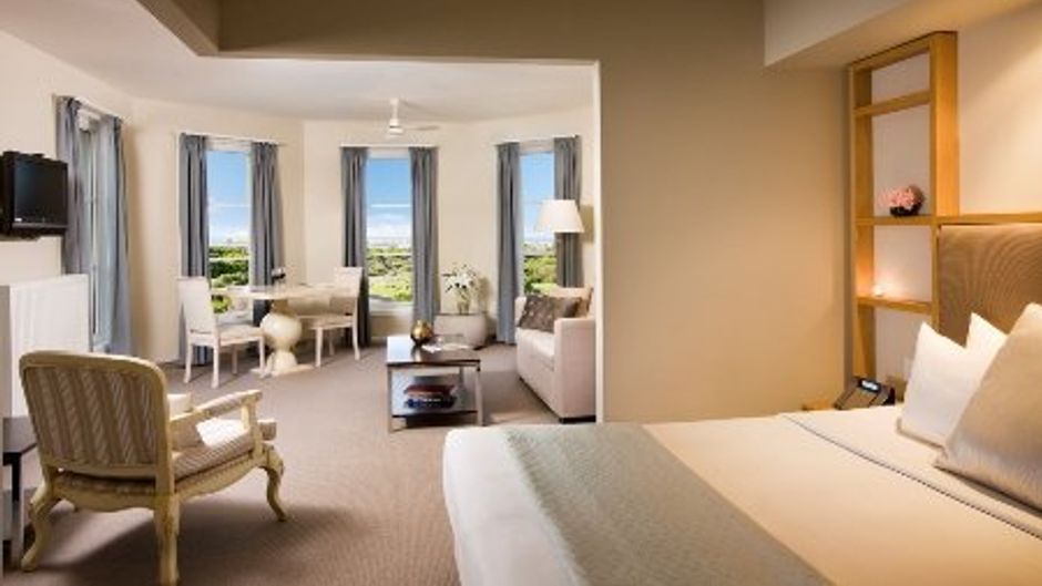 Deep Blue Hotel & Hot Springs Suite