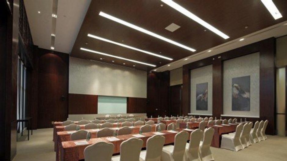 Eadry Royal Garden Hotel Meeting