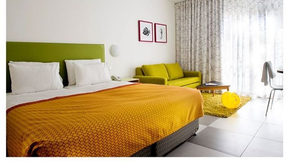 Nova Hotel Room