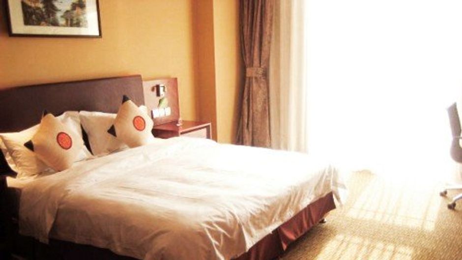 Yosemite Hotel Room
