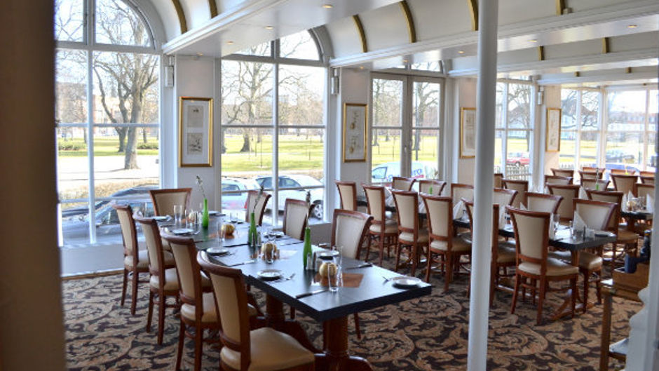 Hotel Plaza Restaurant
