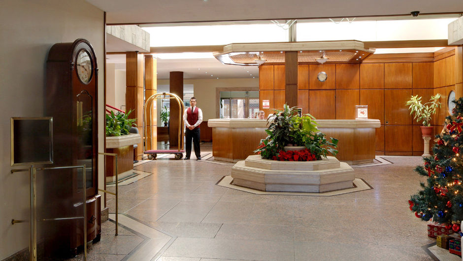 Balmoral Plaza Hotel Lobby