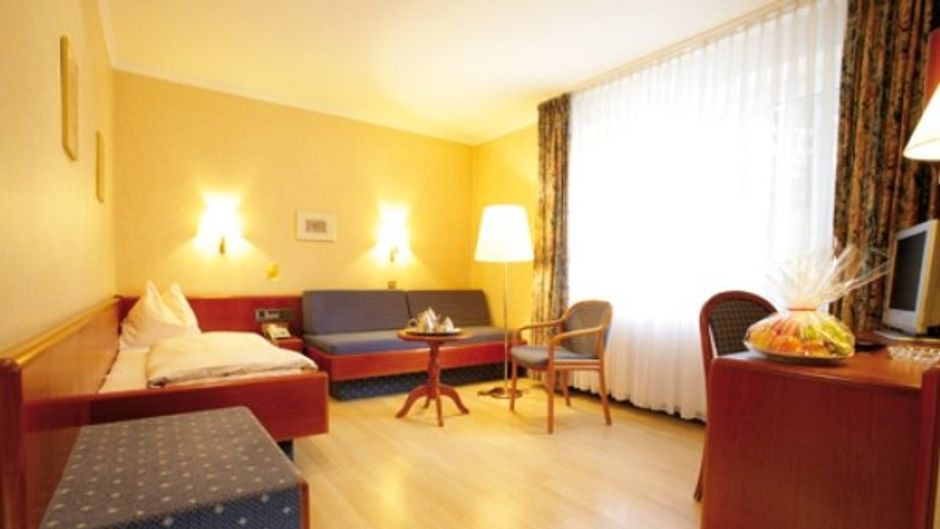 Hotel Carmen Room