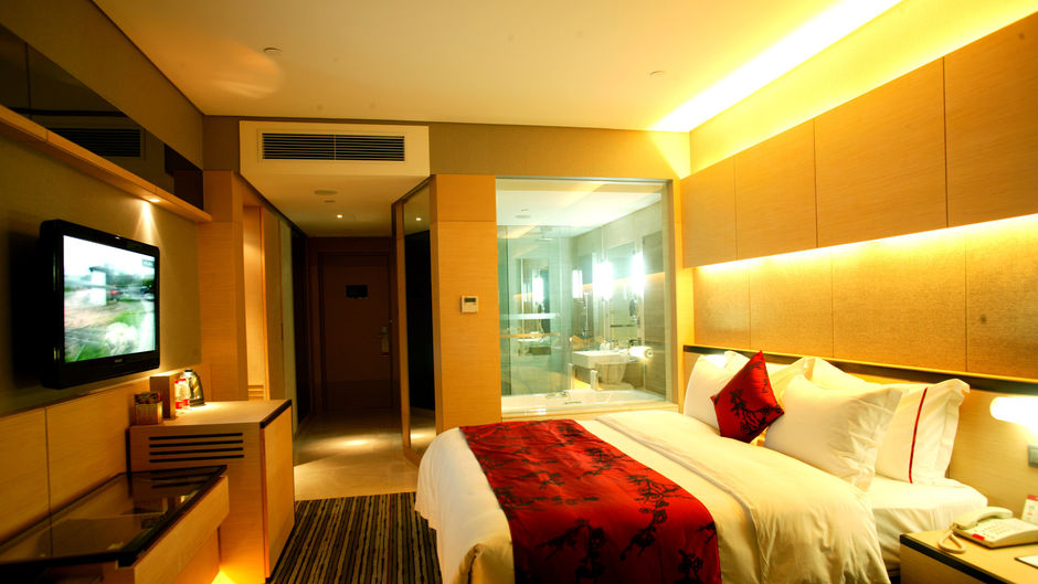 Grand View Hotel Room