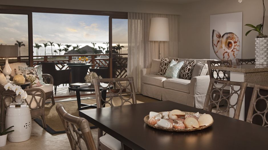 The Bannister Hotel Suite