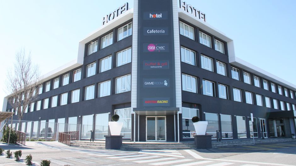 El Villa Castejon Exterior