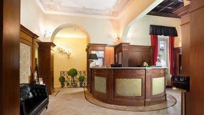 River Hotel & SPA