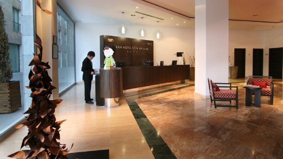 Gran Hotel Don Manuel Atiram Lobby