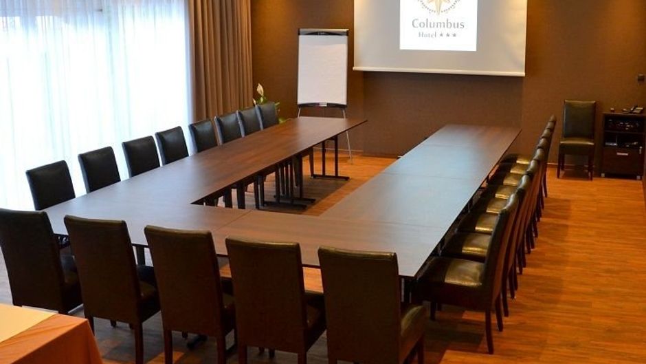 Hotel Columbus Meeting