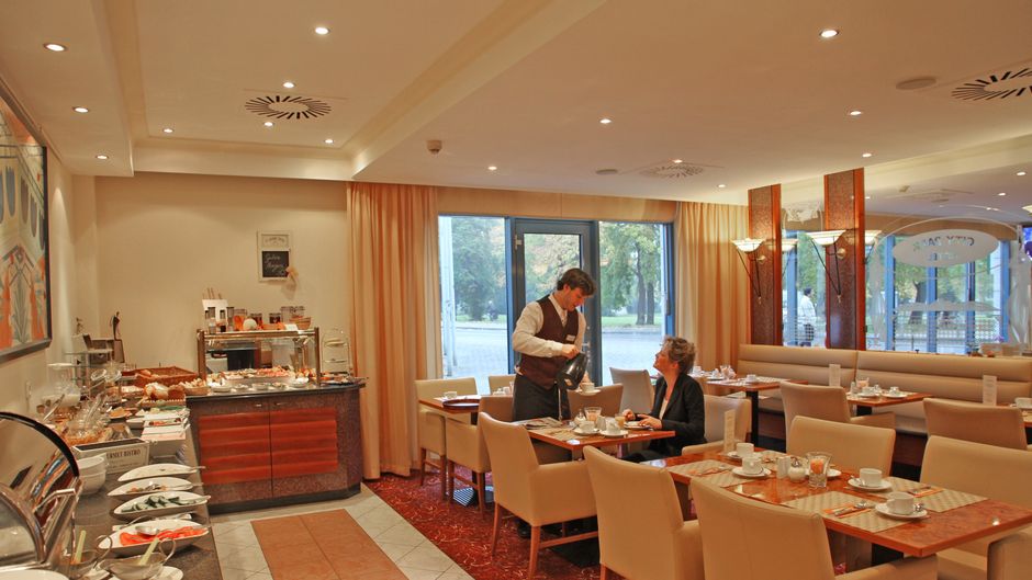 City Park Hotel Restaurant