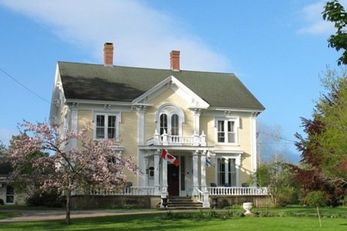 Hillsdale House Inn