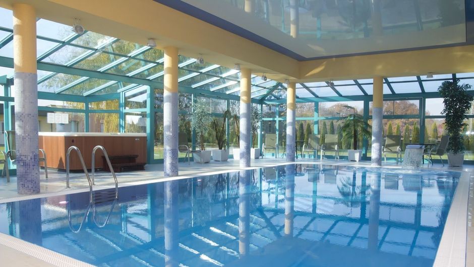 Royal Park Hotel And Spa Pool