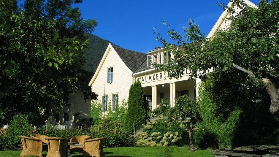 Walaker Hotel Exterior