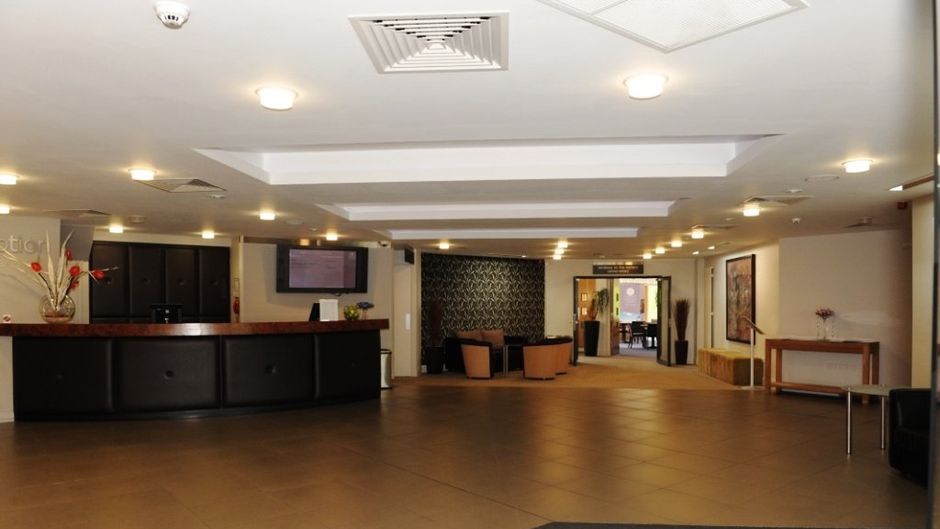 Stirling Court Hotel Lobby