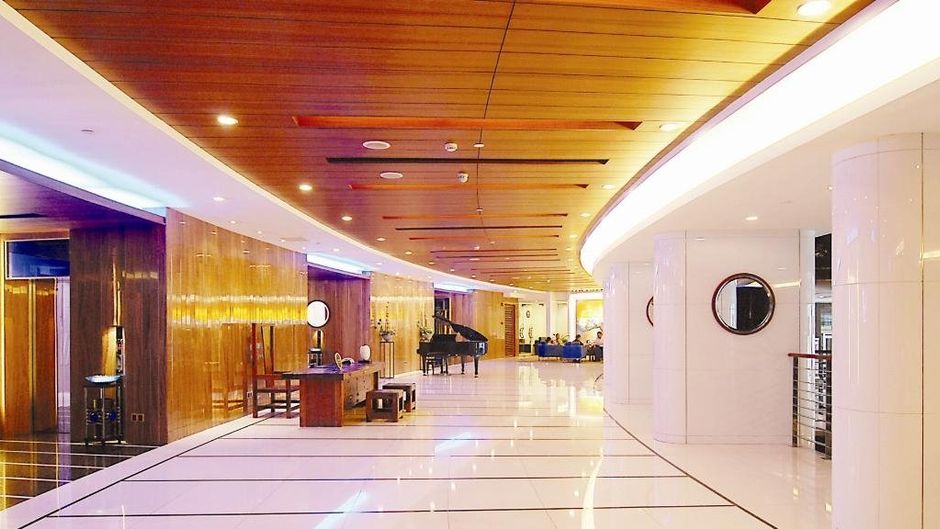Ocean Hotel Lobby