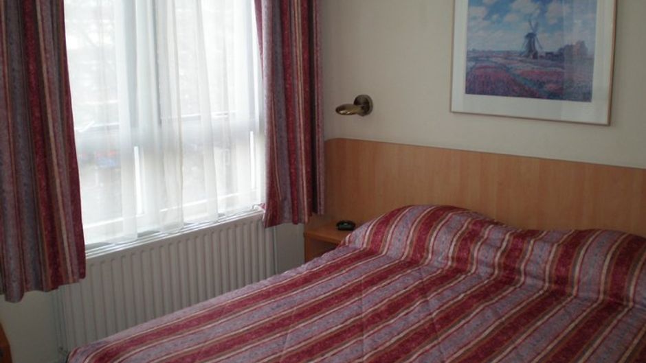 Hotel Rotterdam Room