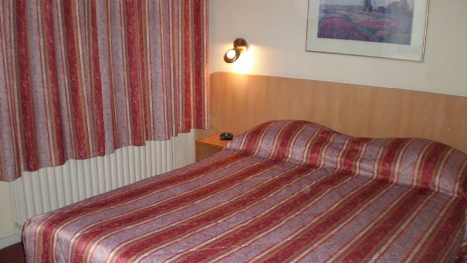 Hotel Rotterdam Room