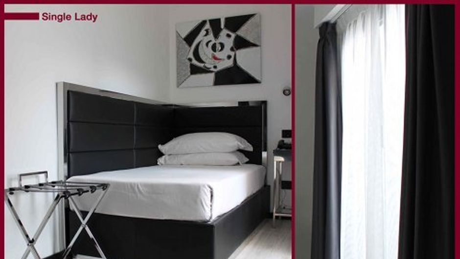 The Hotel Napoleon Room