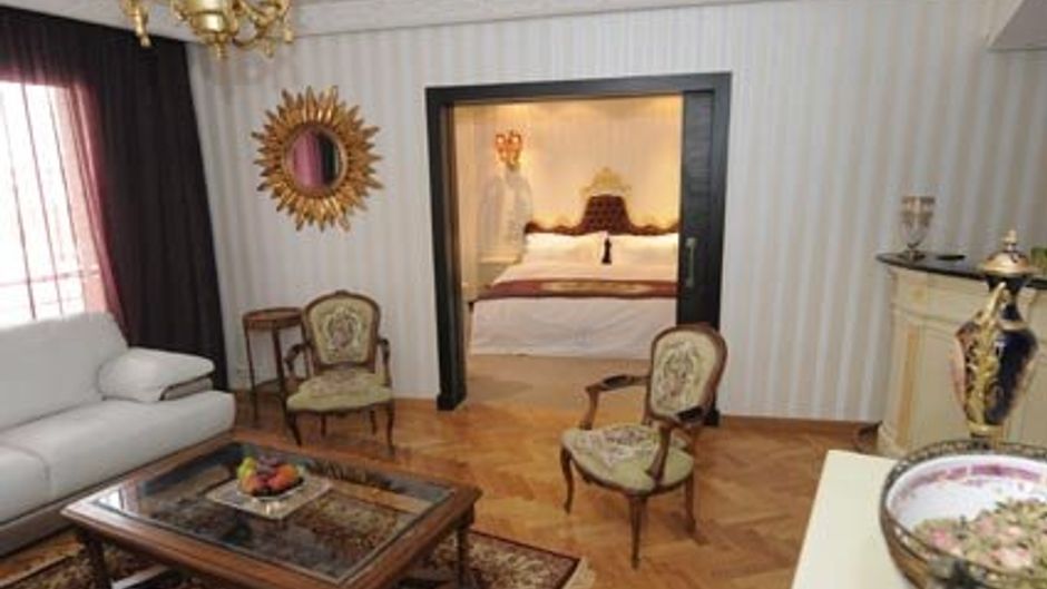 Art Palace And Spa Lobby