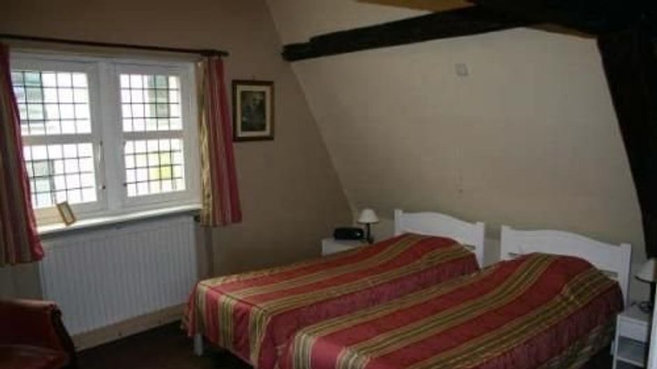 Erasmus Hotel Room