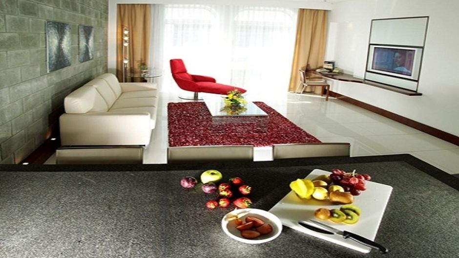 Villa Rotana Suite
