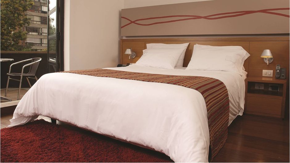 bh La Quinta Hotel Room