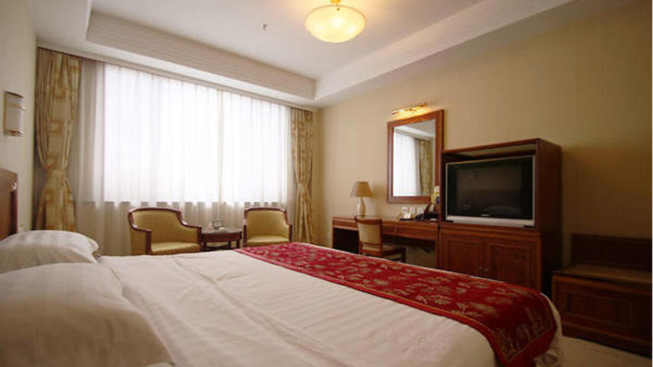Golden Gulf Hotel Room